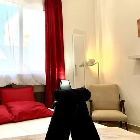 Nina Apartment