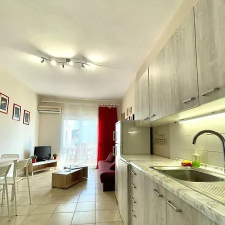 Nina Apartment *